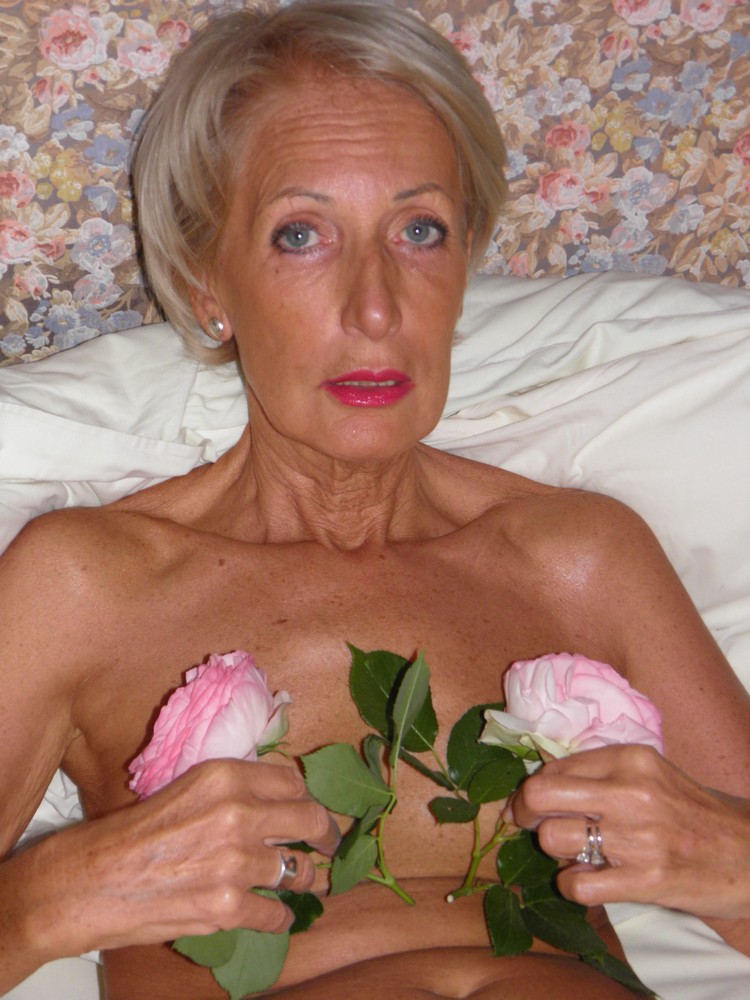 Elegant Granny Hot Porn Pic Grannynudepics Hot Sex Picture