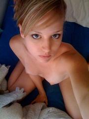 Pretty shaved gf with small breasts..